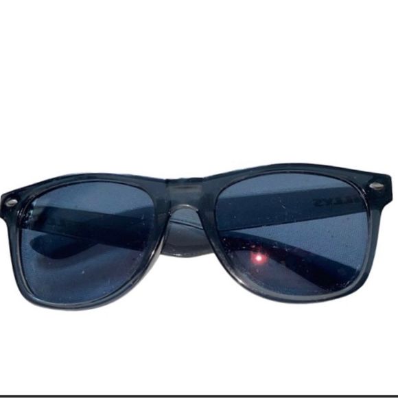 UVA & UVB Protection - Classic Sunglasses by: Tilly’s - Picture 6 of 11